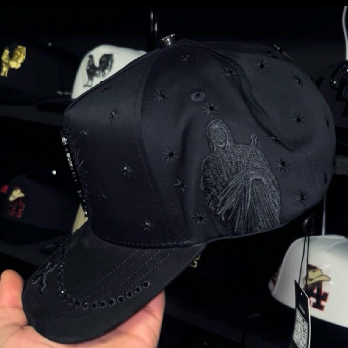 Cap “San Judas” Blackout, BiggBoss