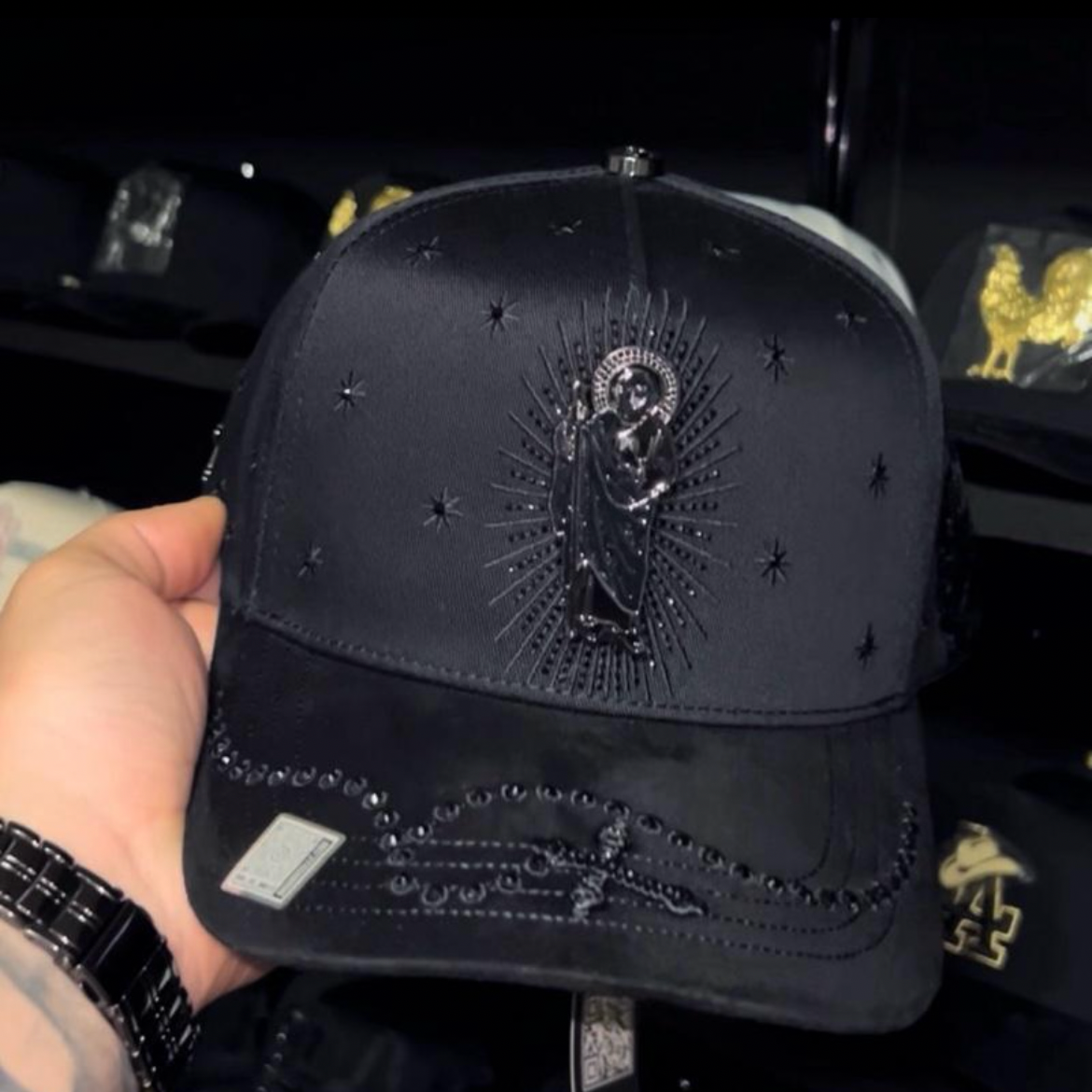 Cap “San Judas” Blackout, BiggBoss